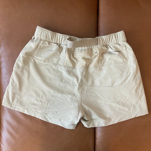 NWOT Outdoor Voices RecTrek 3" Shorts in Mojave - Picture 4 of 4